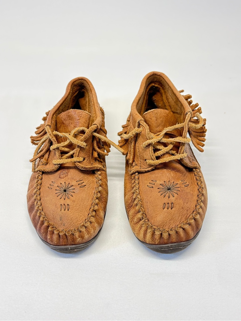 ZEROSTRESS Women's Brown Leather Fringed Moccasin Shoes Size 10 Made in Canada